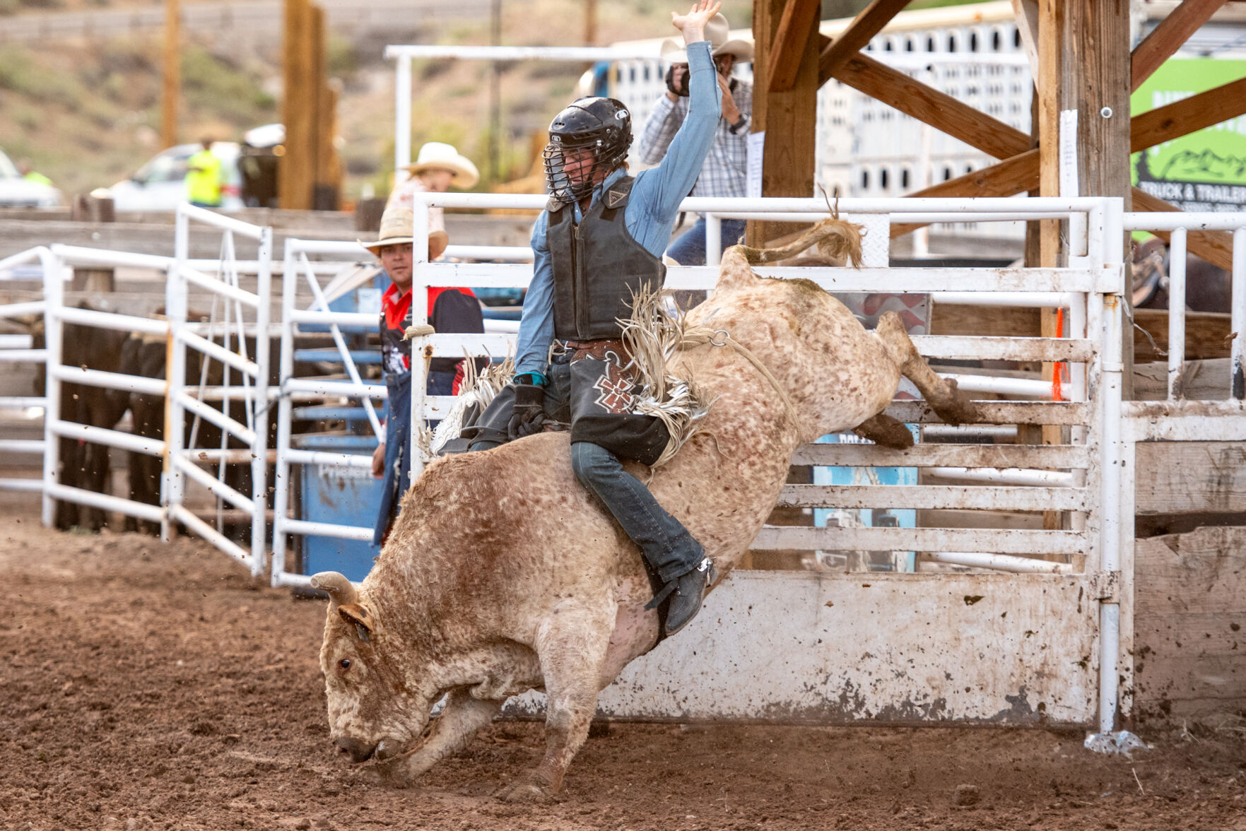 061025 LR Bruta Rim Rock Rodeo Week Dos017.jpg